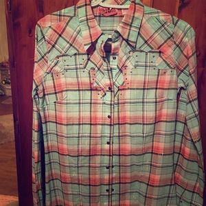 Wrangler snap button long sleeve dress shirt Small